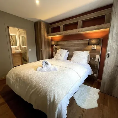 2 Pieces Cosy Place Morny! 아파트